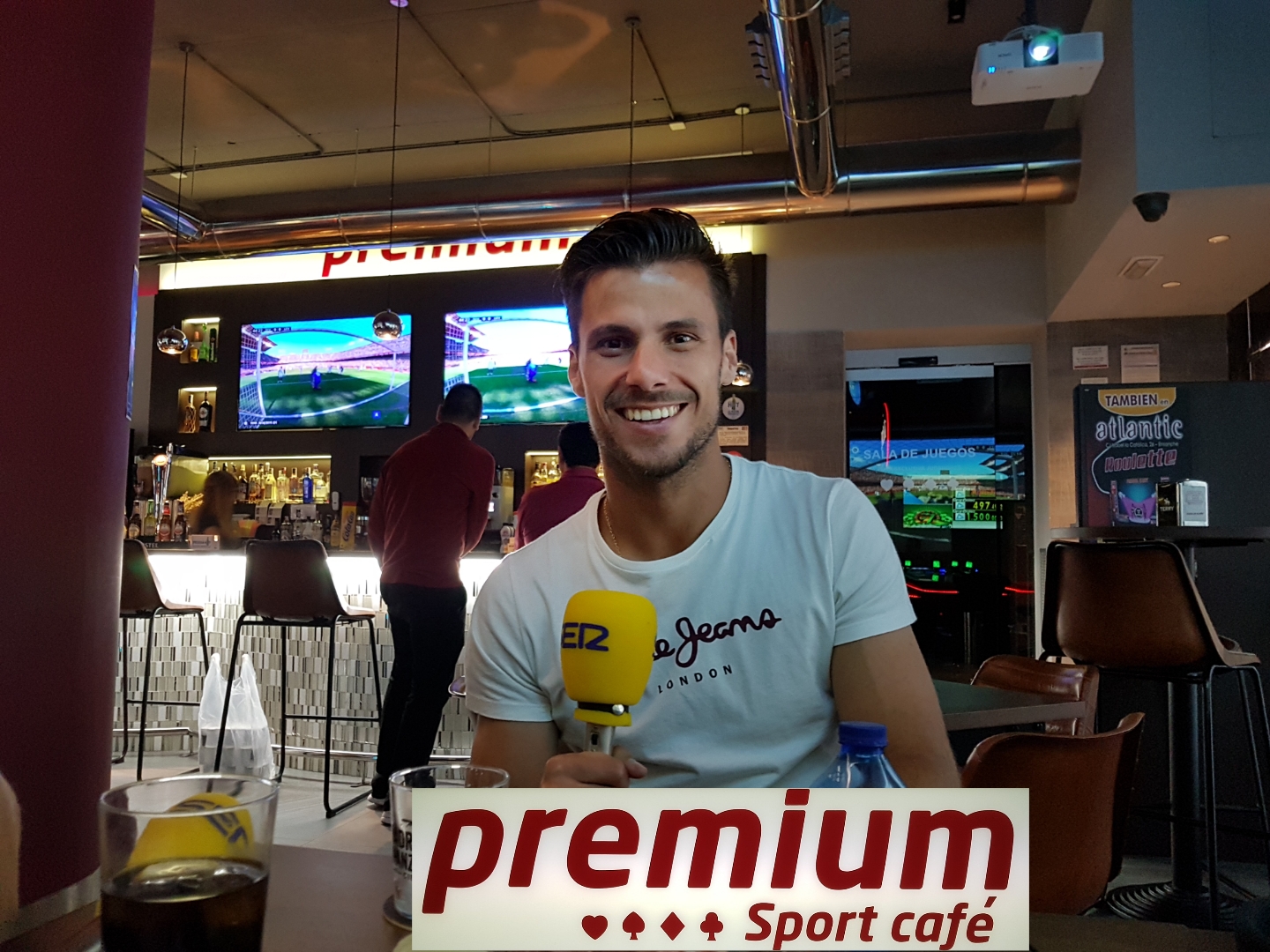 Pablo Carbonell en Premium Sport Café
