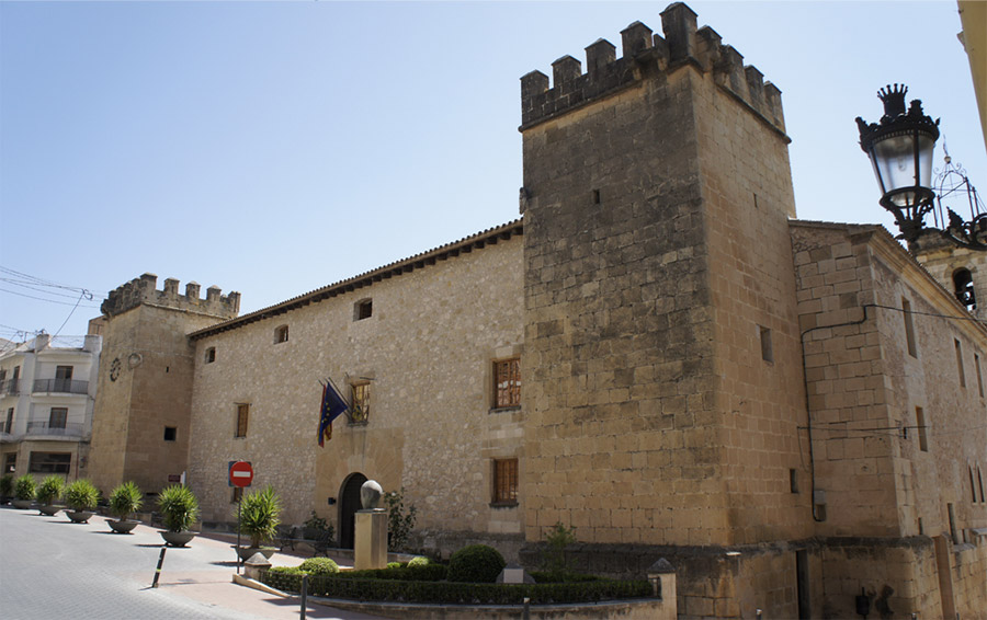 Palacio de Onil, antigua sede del Ayuntamiento.